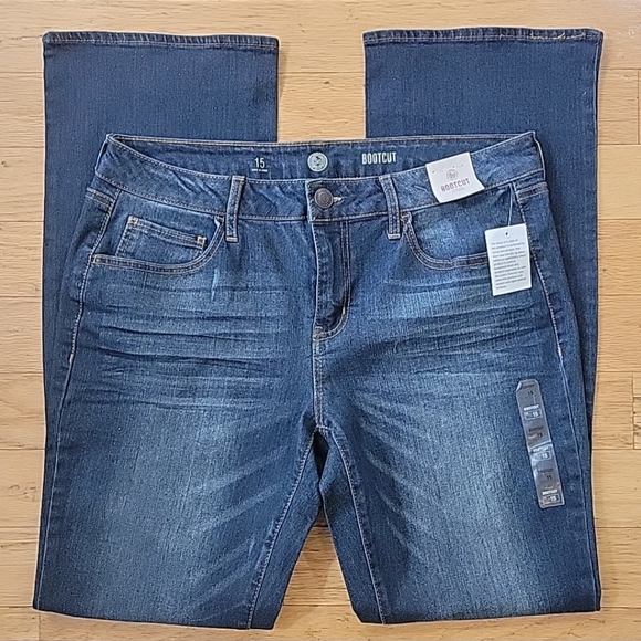 SO Authentic American Heritage Junior's Size 15/31" Low Rise Bootcut Stretch - Picture 2 of 8